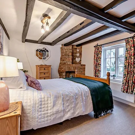 3 Bed In 93951 Holiday home Copmanthorpe