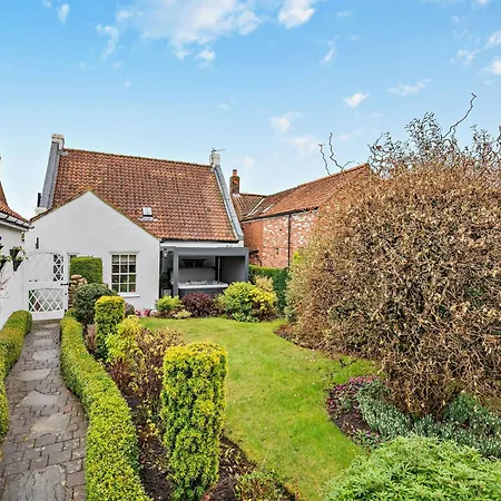 3 Bed In 93951